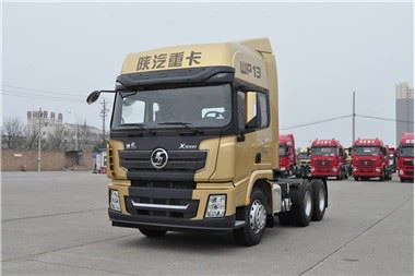 SHACMAN 6×4 X3000 טרקטור משומש