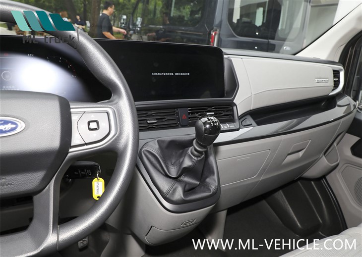 JMC Ford Transit T8