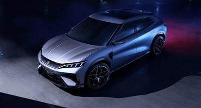 BYD שיר L Interior Revealed